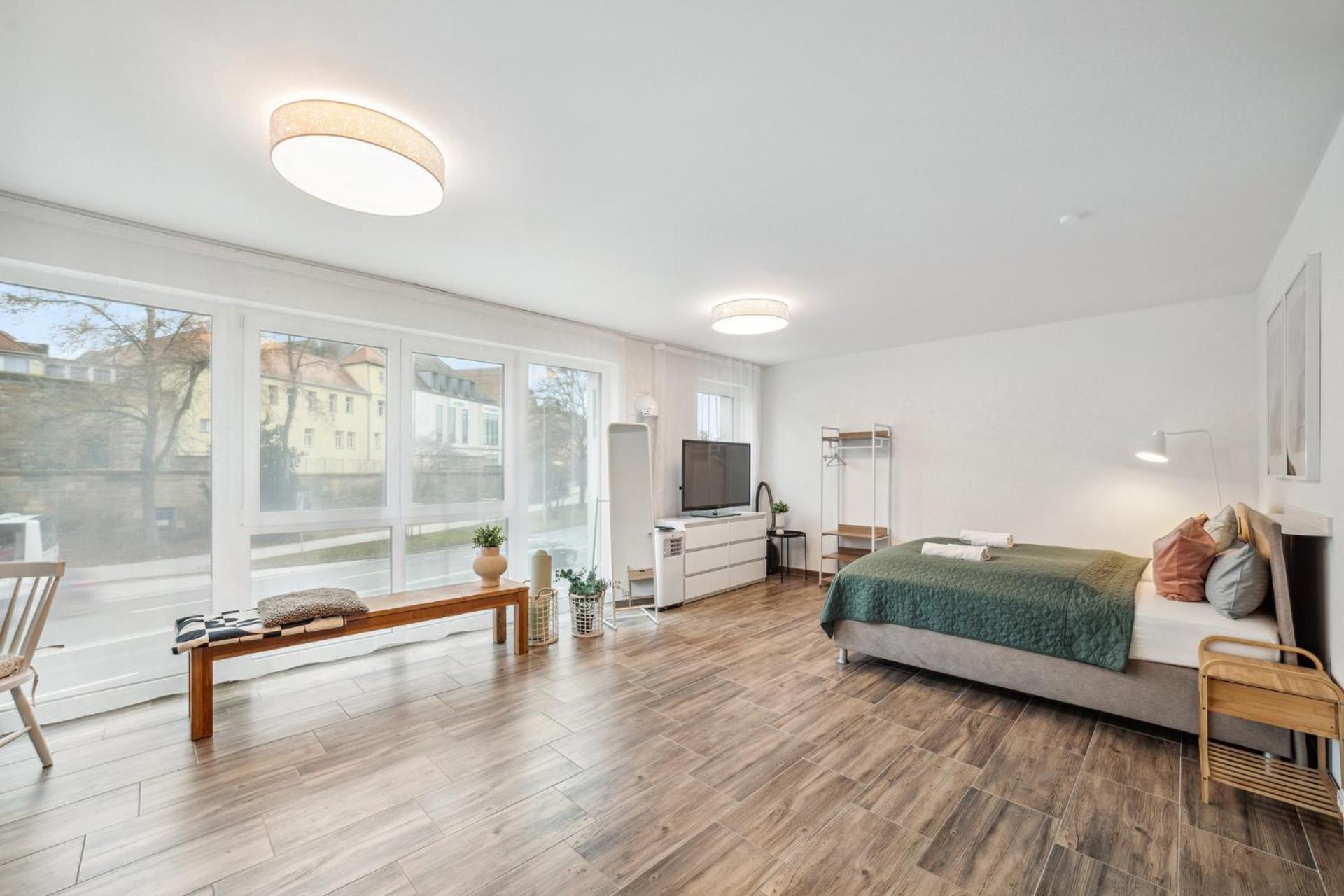 Sali Homes Elegant And Stylish Retreat In Heart Of Bayreuth, Close To River Extérieur photo